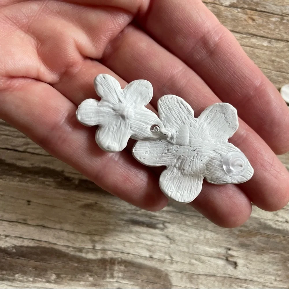 Anthro Blossom Earrings in Narcissus - Picture 3 of 4